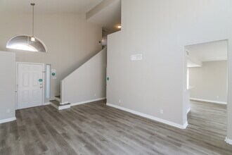 1012 N Blackstone Dr in Chandler, AZ - Foto de edificio - Building Photo