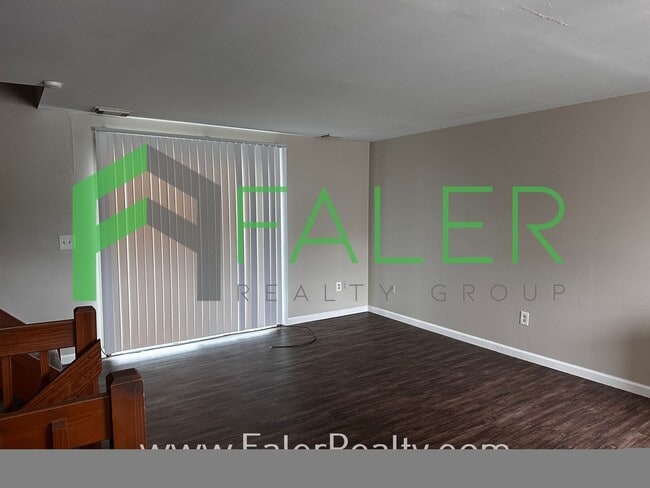 2149 Chapel Dr in Fairborn, OH - Building Photo - Building Photo