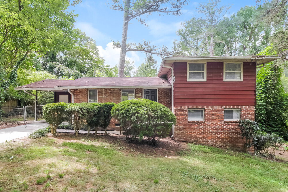 3499 Brookfield Ln in Decatur, GA - Building Photo