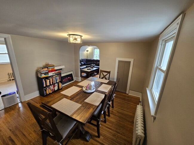 88 Nassau Ave, Unit #2 Upper in Kenmore, NY - Building Photo - Building Photo