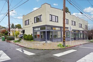 2800 Madera Ave in Oakland, CA - Building Photo
