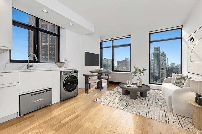 49 E 34th St