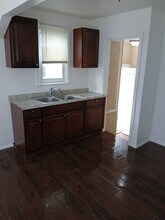12075 Rossiter St in Detroit, MI - Building Photo - Building Photo
