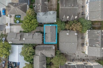 1315 Anita St in Houston, TX - Foto de edificio - Building Photo