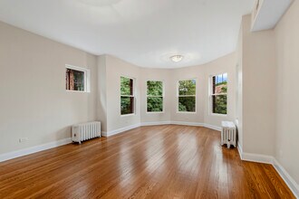 610 Michigan Ave in Evanston, IL - Building Photo - Building Photo