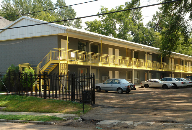 445 Hooker St in Jackson, MS - Building Photo - Building Photo