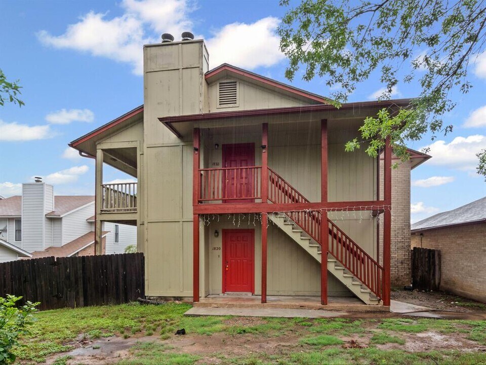 1816 Rawhide Loop in Round Rock, TX - Building Photo