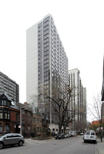 50 E Bellevue Pl in Chicago, IL - Building Photo - Building Photo