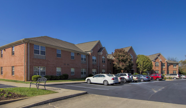 AHEPA 343 Senior Apartments in La Vergne, TN - Foto de edificio - Building Photo