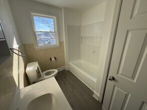 2703 Good Intent Rd in Deptford, NJ - Foto de edificio - Building Photo