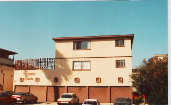 Riviera Tower in Redondo Beach, CA - Foto de edificio