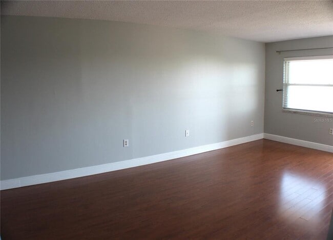 5060 76th Ave N in Pinellas Park, FL - Building Photo - Building Photo