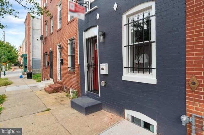 property at 1230 W Lombard St