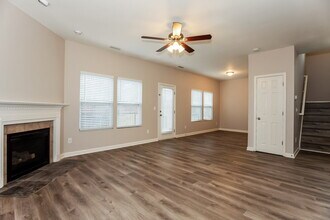 4316 Houldsworth Dr in Charlotte, NC - Building Photo - Building Photo