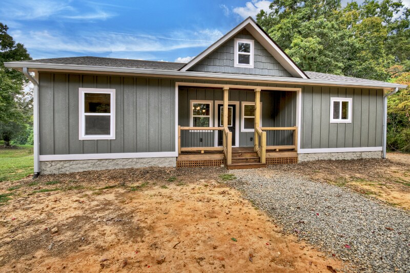 524 Old Hwy 5 in Blue Ridge, GA - Building Photo