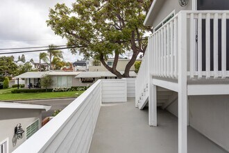 520.5 Poinsettia Ave in Newport Beach, CA - Building Photo - Building Photo