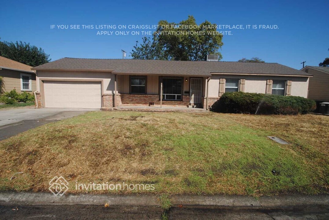 2223 Juliesse Ave in Sacramento, CA - Building Photo