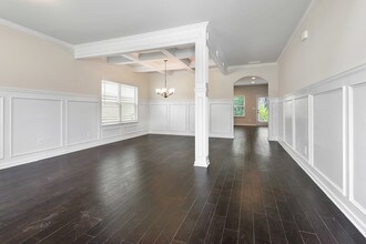 2337 Red Hibiscus Ct in Atlanta, GA - Building Photo - Building Photo