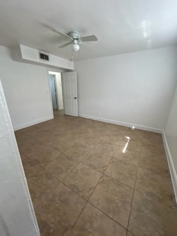 2750 Pierce St, Unit 11 in Hollywood, FL - Foto de edificio - Building Photo