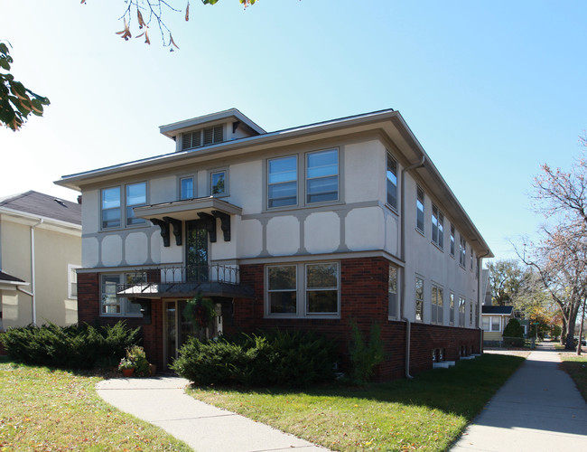 3602 12th Ave S in Minneapolis, MN - Foto de edificio - Building Photo