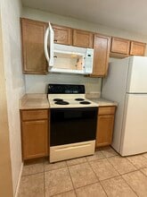 527 W Harper St in Whitewater, WI - Building Photo - Building Photo