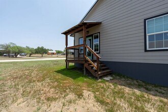 101 Delgado St in Maxwell, TX - Building Photo - Building Photo