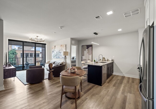 The Hazelton in Royal Oak, MI - Building Photo - Building Photo
