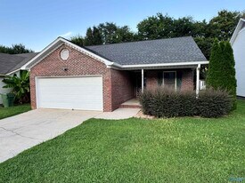 235 Shadowbrook Ln NE in Huntsville, AL - Building Photo