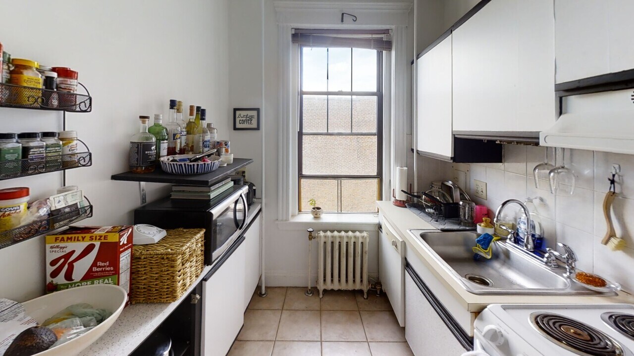 6 Sutherland Rd, Unit 41 in Boston, MA - Building Photo