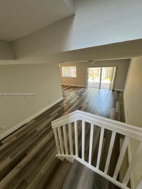 11557 NW 51st Ln in Doral, FL - Foto de edificio - Building Photo