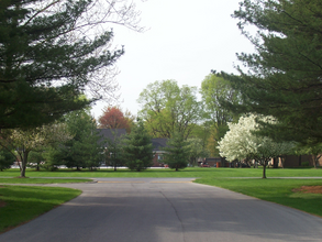 Fallwood in Indianapolis, IN - Foto de edificio - Building Photo