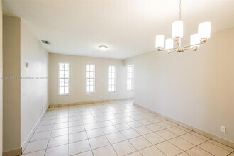 3321 NW 177th Terrace in Miami Gardens, FL - Building Photo - Building Photo
