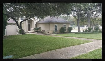 1738 Hadbury Ln in San Antonio, TX - Building Photo