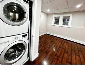 119 Brunswick St in Jersey City, NJ - Building Photo - Building Photo