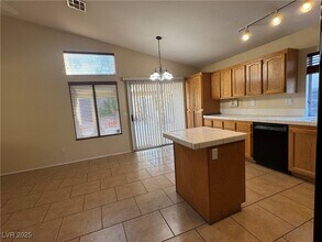 2455 Avenida Sol in Henderson, NV - Building Photo - Building Photo