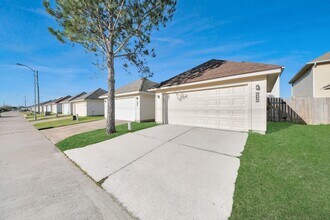 6446 Mountain Pines Ln in Katy, TX - Building Photo - Building Photo