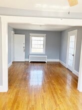 297 Billings St in Quincy, MA - Building Photo - Building Photo