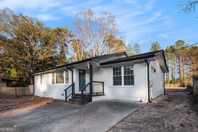 2105 Fellowship Rd in Tucker, GA - Building Photo - Building Photo