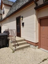 406 1st Ave N in Jamestown, ND - Building Photo