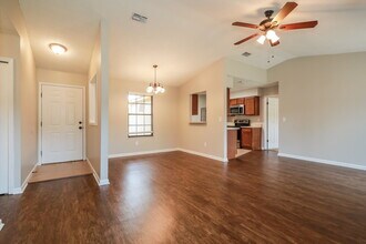 1545 Kingfisher Blvd in Orange Park, FL - Building Photo - Building Photo