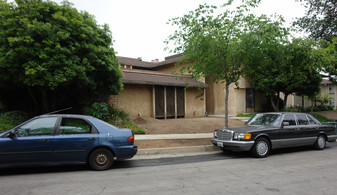 390 Cliff Dr Apartments