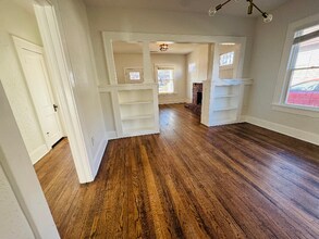 1735 NW 12th St in Oklahoma City, OK - Foto de edificio - Building Photo