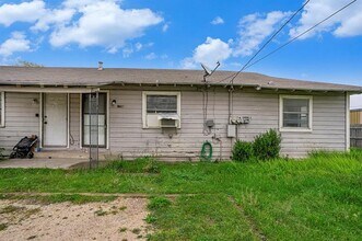 1706 Redwood Dr in Cleburne, TX - Building Photo - Building Photo
