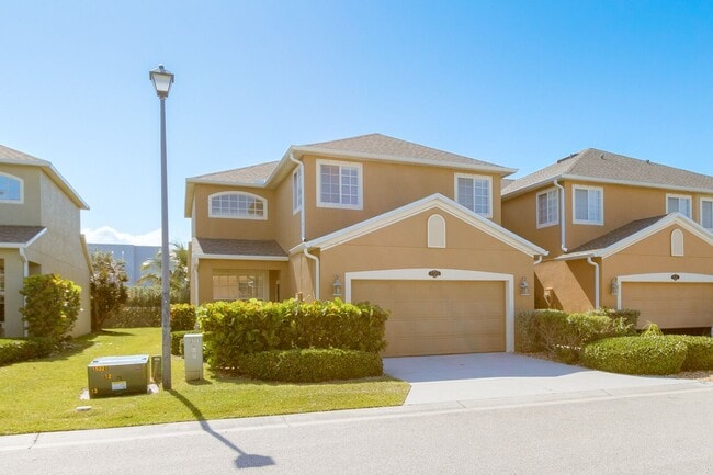 3701 Titanic Cir in Melbourne, FL - Building Photo - Building Photo