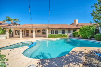 5639 E Aire Libre Ave in Scottsdale, AZ - Building Photo - Building Photo