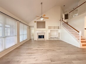 1528 Mesa Verde Dr in League City, TX - Building Photo - Building Photo