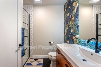 4980 S Landing Dr in Portland, OR - Building Photo - Building Photo