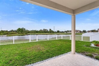 12017 Grand Kempston Dr in Gibsonton, FL - Building Photo - Building Photo