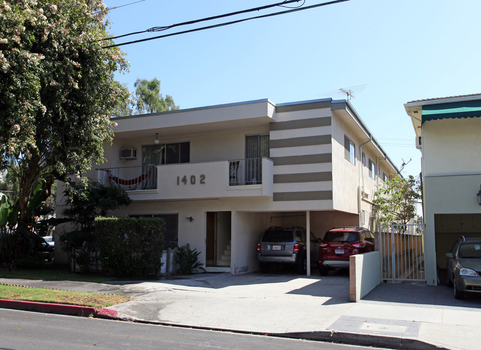 1402 S Saltair Ave in Los Angeles, CA - Building Photo