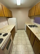 10312-10395 95 Ave in Fort St John, BC - Building Photo - Building Photo
